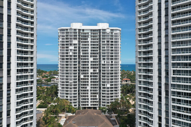 Atlantic II at the Point in Aventura, FL - Building Photo - Building Photo