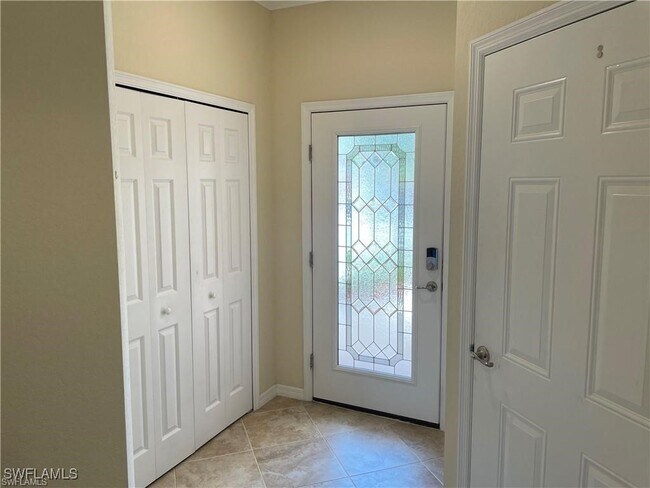 10198 Via Colomba Circle in Ft. Myers, FL - Building Photo - Building Photo