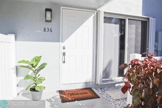 836 Jeffery St in Boca Raton, FL - Building Photo - Building Photo