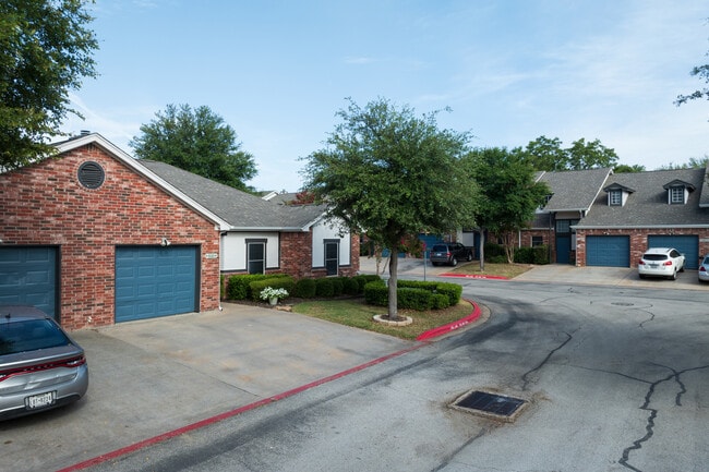 Cedar Park Townhomes- Income Restricted