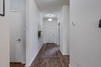 124 Northern Harrier Ct in Leander, TX - Building Photo - Building Photo