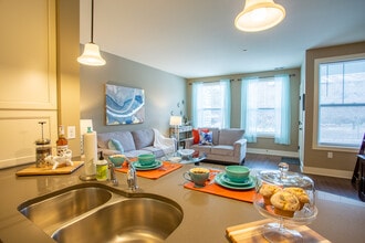 The Ridges Of Cascade in Grand Rapids, MI - Building Photo - Interior Photo