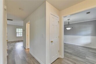 3755 Crescent Walk Ln NE in Suwanee, GA - Building Photo - Building Photo