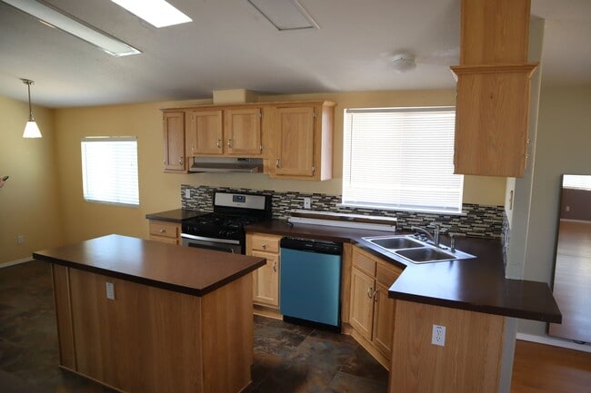 8960 S Keystone Rd in Hereford, AZ - Building Photo - Building Photo