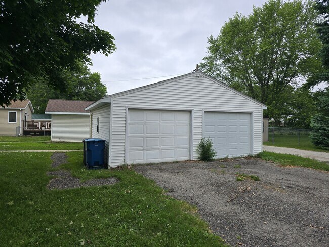 602 Wyoming St in Waterloo, IA - Building Photo - Building Photo