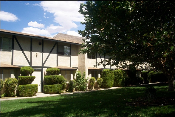 16221 Vasquez Ave in Victorville, CA - Building Photo - Building Photo