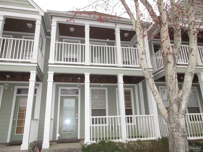 property at 1020 N Hayne St