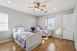 7927 Wolfield Ln in Houston, TX - Building Photo - Building Photo