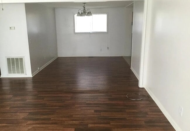900 Shirley Ave in Douglas, GA - Building Photo - Building Photo