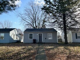 1421 N Rochester Ave