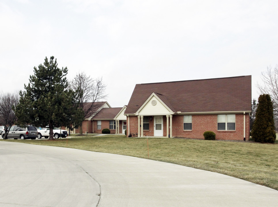 Bethesda View Apartments in Fremont, OH - Building Photo