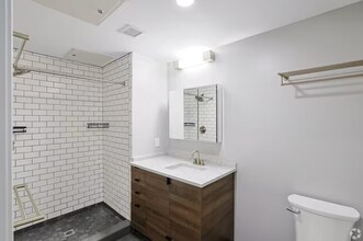 210 Hemenway St, Unit 3 in Boston, MA - Foto de edificio - Building Photo