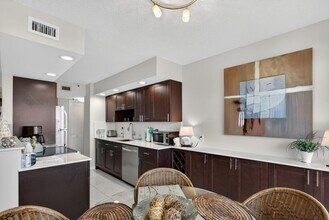 1500 N Ocean Blvd, Unit 602 in Pompano Beach, FL - Building Photo - Building Photo