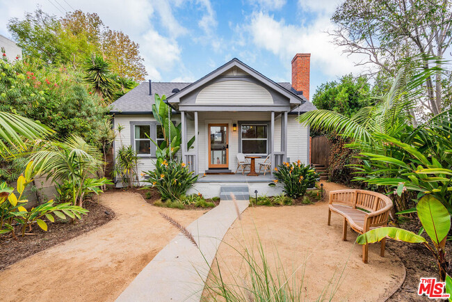 property at 621 California Ave