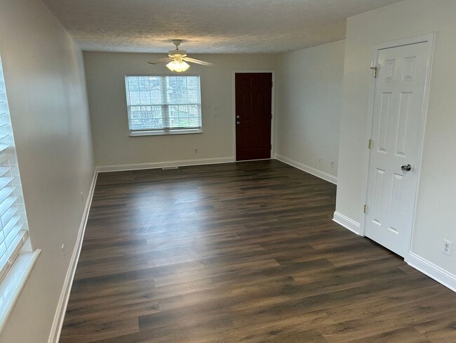 907 Mynders Ave in Maryville, TN - Building Photo - Building Photo