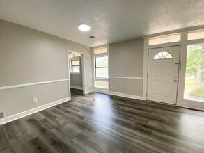 2140 Silverdale Rd in Augusta, GA - Foto de edificio - Building Photo