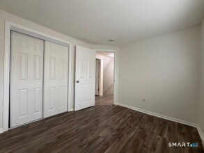 252 Blakeslee St in Bristol, CT - Building Photo - Building Photo