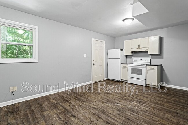 property at 3112 Berry Ct