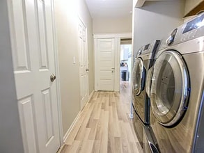 2106 Pogue Ave in Cincinnati, OH - Building Photo - Building Photo