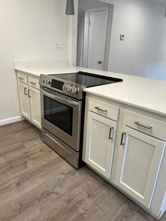 1601 Pennsylvania St NE, Unit U9 in Albuquerque, NM - Building Photo - Building Photo