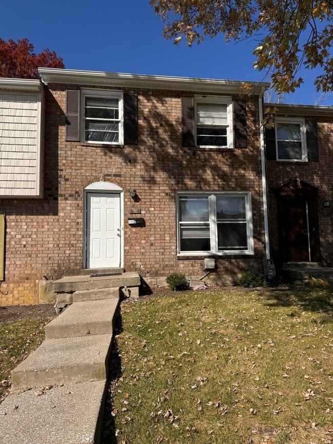 property at 285 Osage Ct