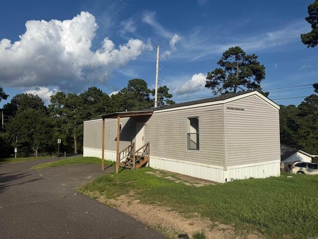property at 100 Springwood Rd