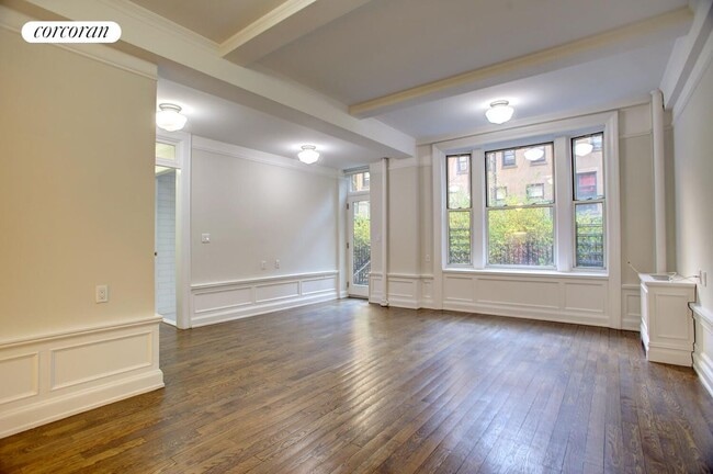 property at 250 W 104th St