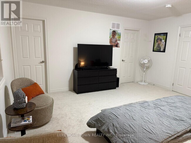 84 Gauley Dr in Centre Wellington, ON - Building Photo - Building Photo