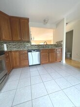 15 Freedom Way in East Lyme, CT - Building Photo - Building Photo