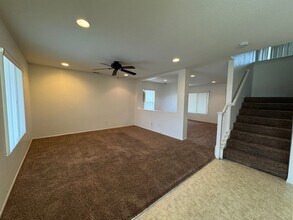 16077 White Mountain Pl in Victorville, CA - Building Photo - Building Photo