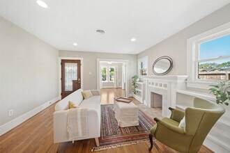 1139 Le Green St in Houston, TX - Building Photo - Building Photo