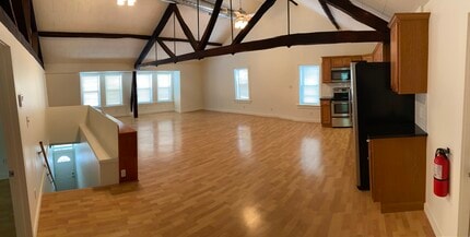 114 S 6th St, Unit Apt. A in Emmaus, PA - Building Photo - Building Photo