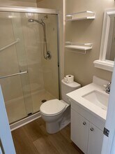 430 N Civic Dr in Walnut Creek, CA - Building Photo - Building Photo