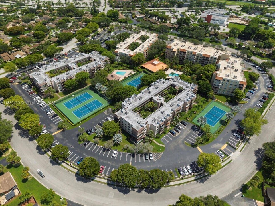 13020 SW 92nd Ave, Unit A210 in Miami, FL - Building Photo