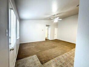 11727 Capotillo St in San Antonio, TX - Building Photo - Building Photo