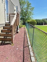 48 New Point Pl in Amityville, NY - Building Photo - Building Photo