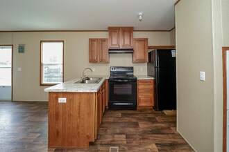 2764 TX-327 in Silsbee, TX - Foto de edificio - Building Photo