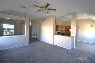 401 E Hogan Dr in Copperas Cove, TX - Building Photo - Building Photo