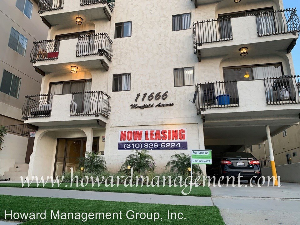11666 Mayfield Ave in Los Angeles, CA - Building Photo