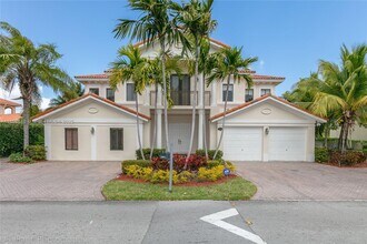 8003 SW 195th Terrace in Cutler Bay, FL - Building Photo - Building Photo