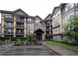 45595 Tamihi Way in Chilliwack, BC - Building Photo