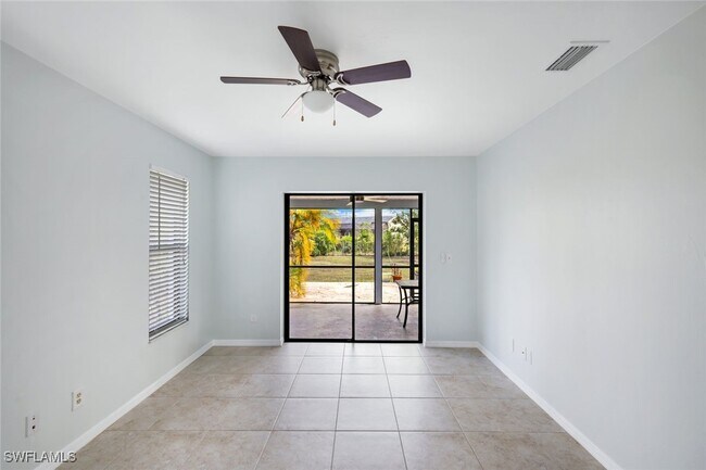 17241 Johnston Dr in Ft. Myers, FL - Building Photo - Building Photo