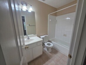 16854 Brooktondale Ct in Houston, TX - Building Photo - Building Photo