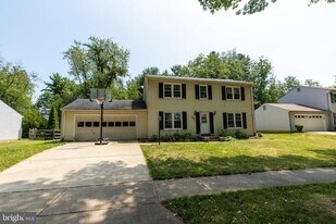 2527 Lindley Terrace in Rockville, MD - Building Photo