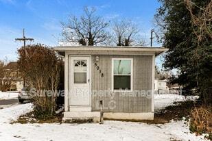 5018 Chapel Ave in Pennsauken, NJ - Building Photo