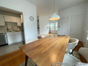 32 Healey St in Cambridge, MA - Building Photo - Building Photo