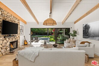 5831 Elba Pl in Los Angeles, CA - Building Photo - Building Photo