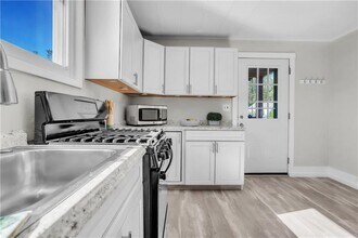 1229 McKee Rd in Crescent, PA - Building Photo - Building Photo