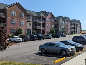 The Lofts at Hawks Ridge in Beloit, WI - Foto de edificio - Building Photo