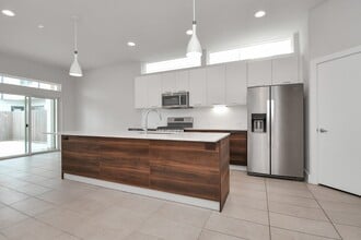 4709 Oats St in Houston, TX - Building Photo - Building Photo